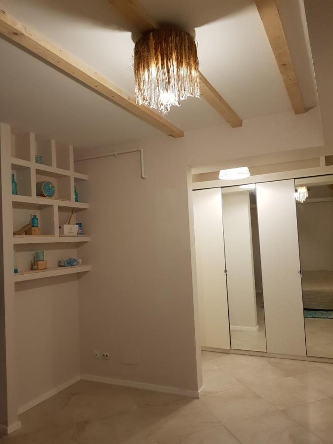 Marina Central Sunshine Studio Apartment Bucharest Luaran gambar